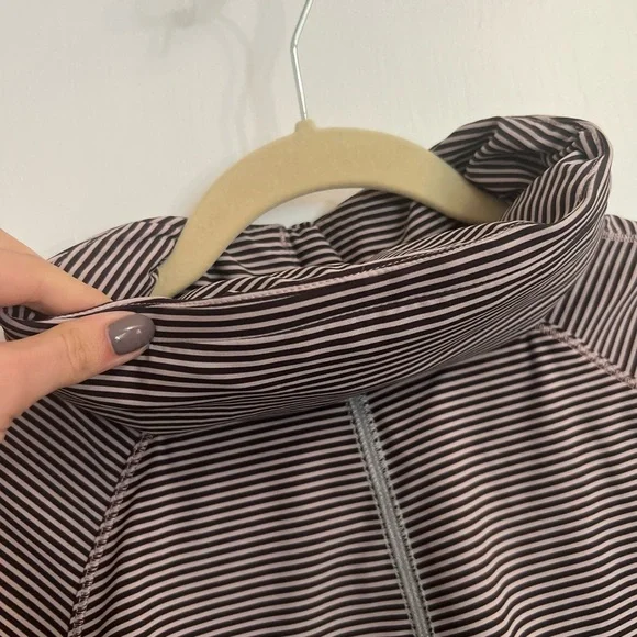 Lululemon | striped hooded rain jacket - Picture 6 of 7